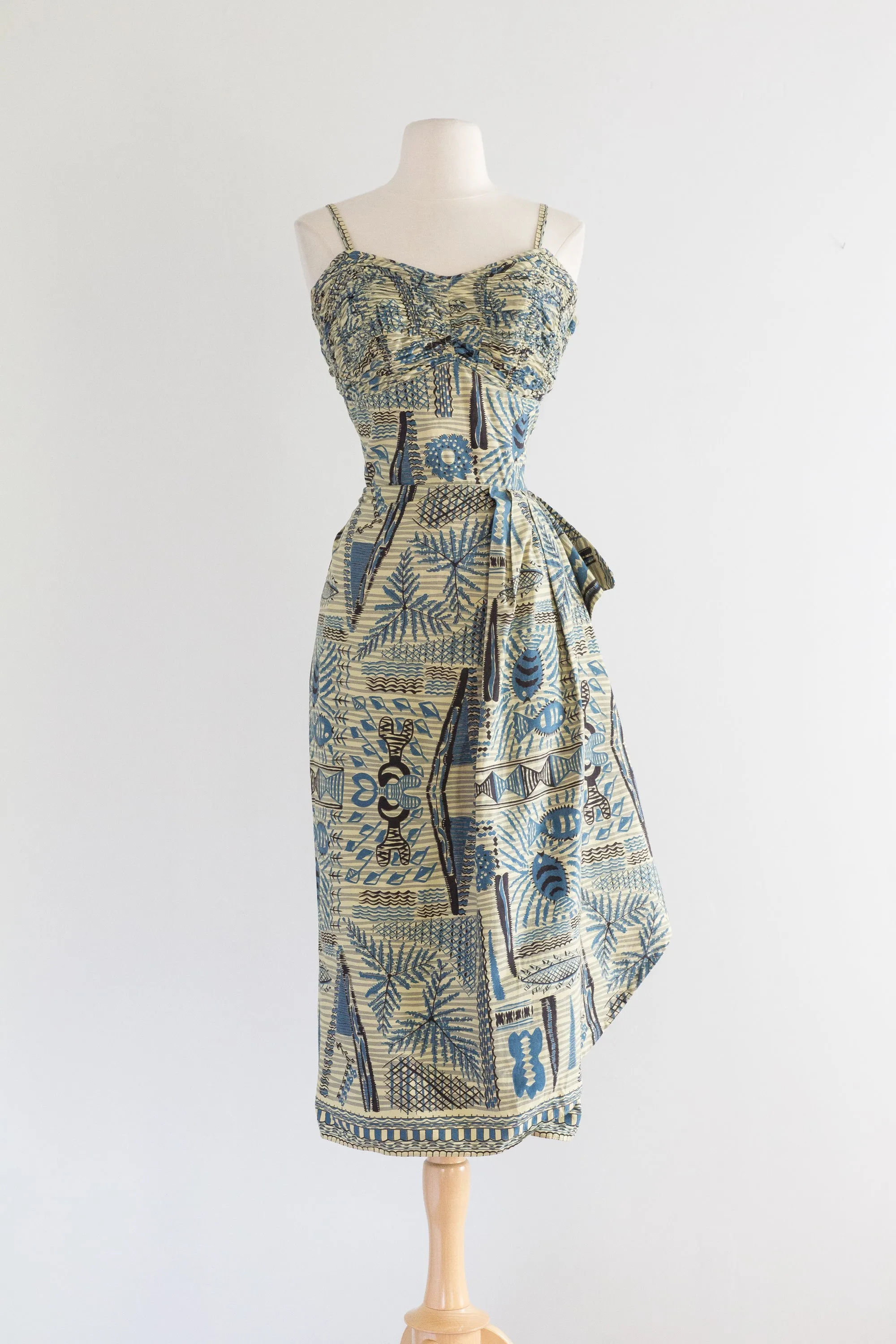 1950's Nani of Hawaii Hawaiian Print Cotton Sarong Dress with Jacket / Waist 28
