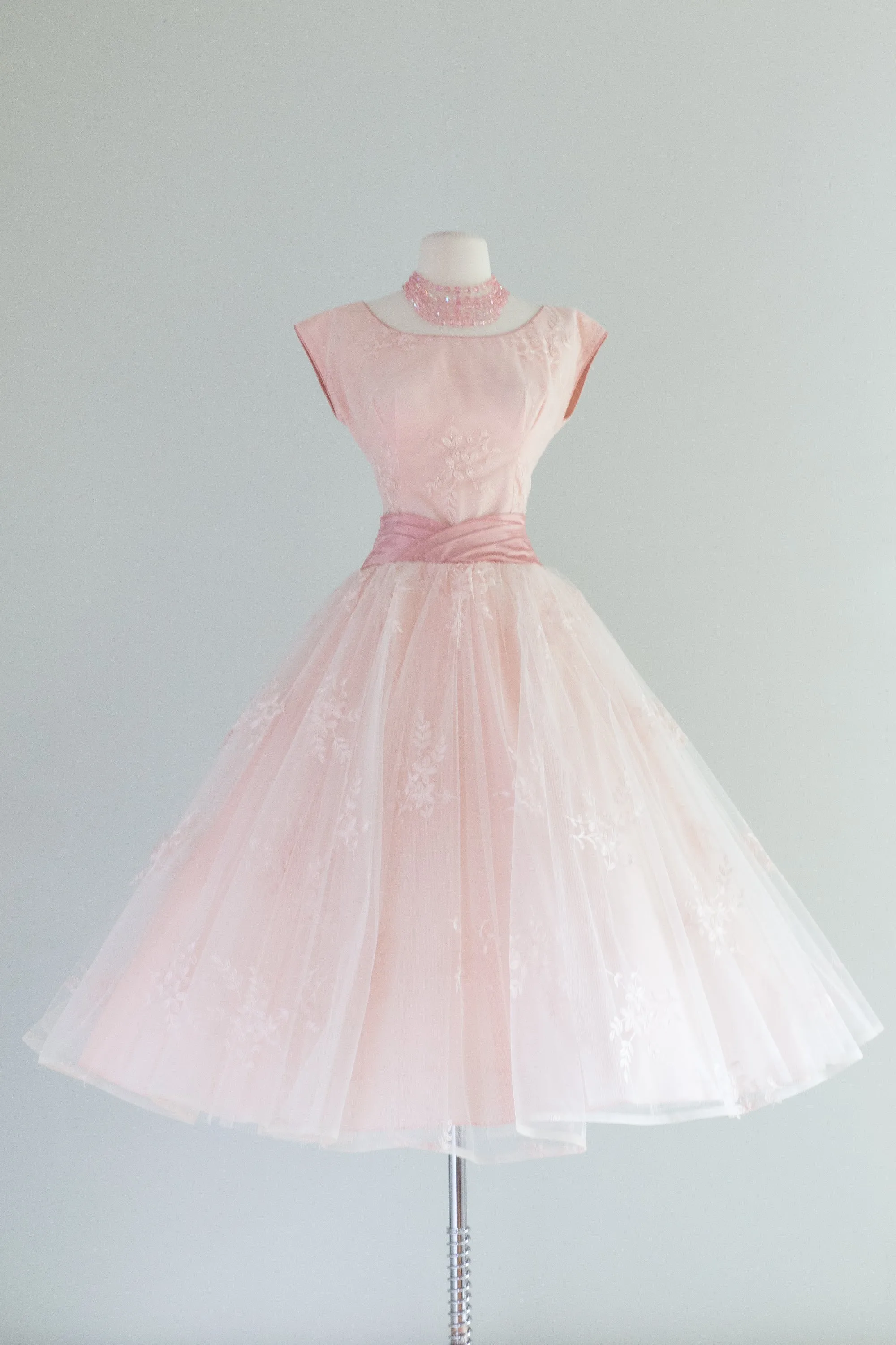 1950's Pretty In Pink Embroidered Tulle Party Dress With Big Bow / Waist 25-26