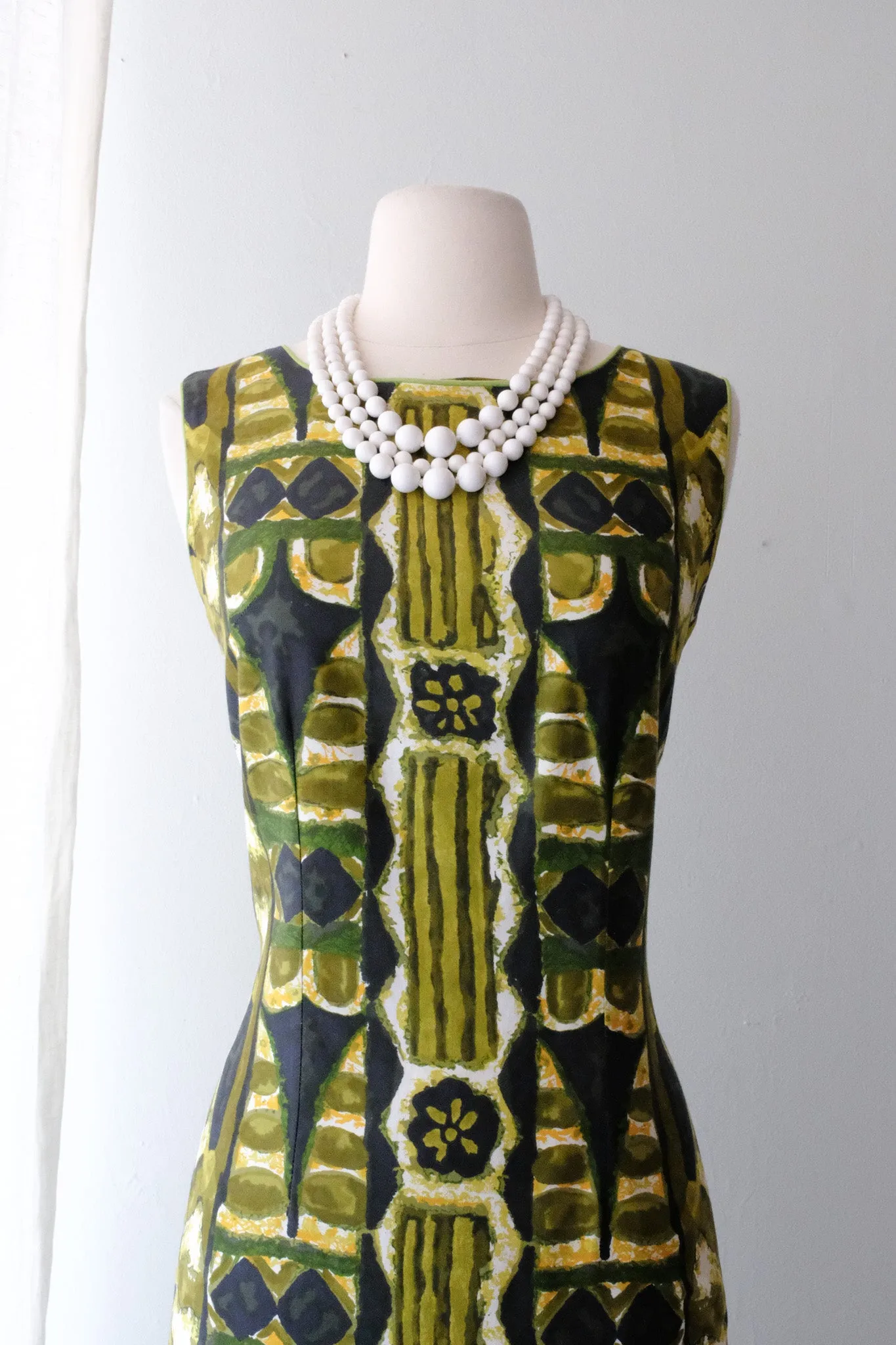 Adorable 1960's Olive & Moss Green Hawaiian Dress/ Sz M