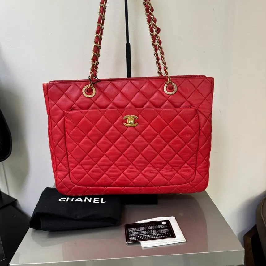 Chanel Red Quilted Leather Tote Bag Medium