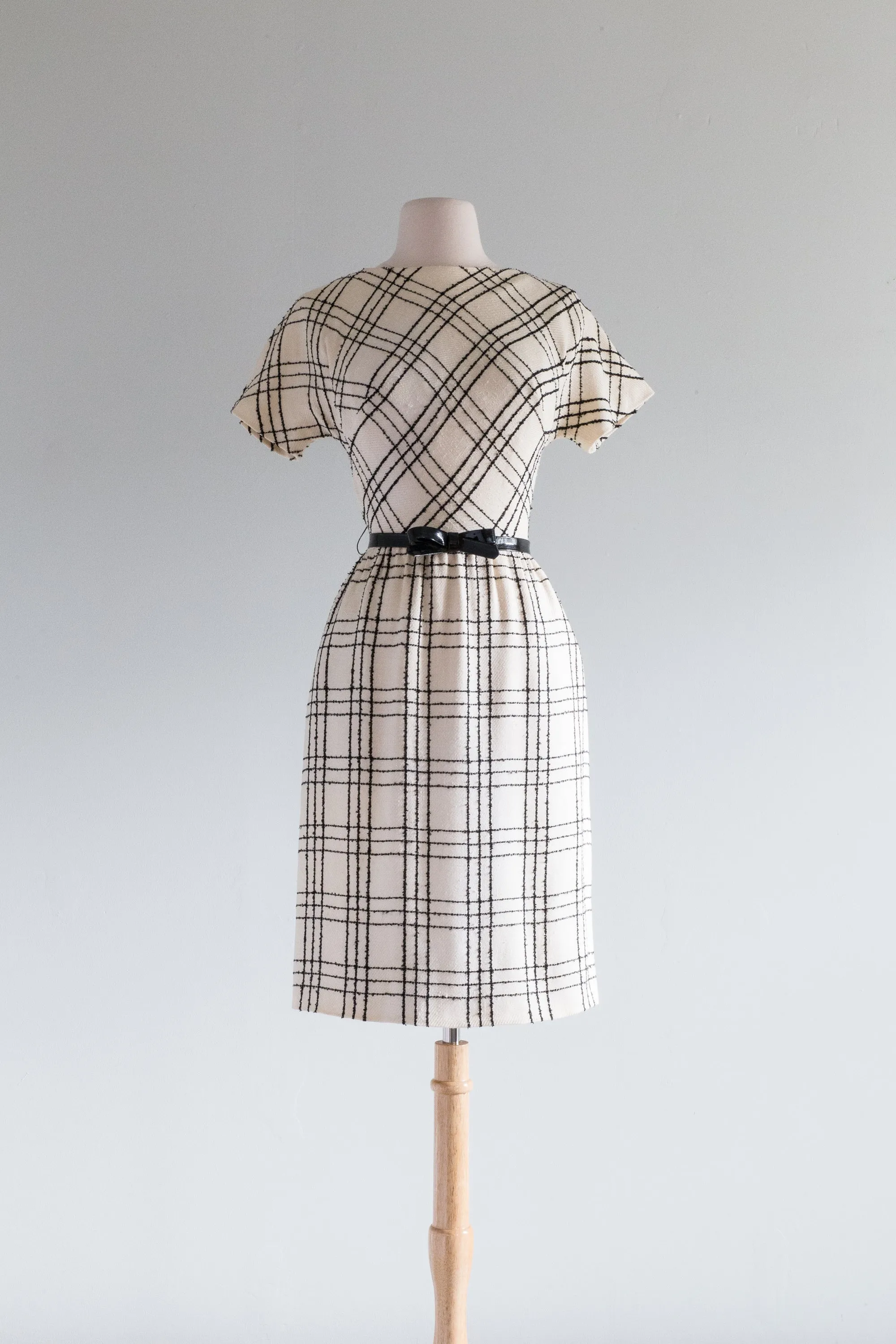 Chic 1960's Window Pane Plaid Dress With Bow Belt / Small