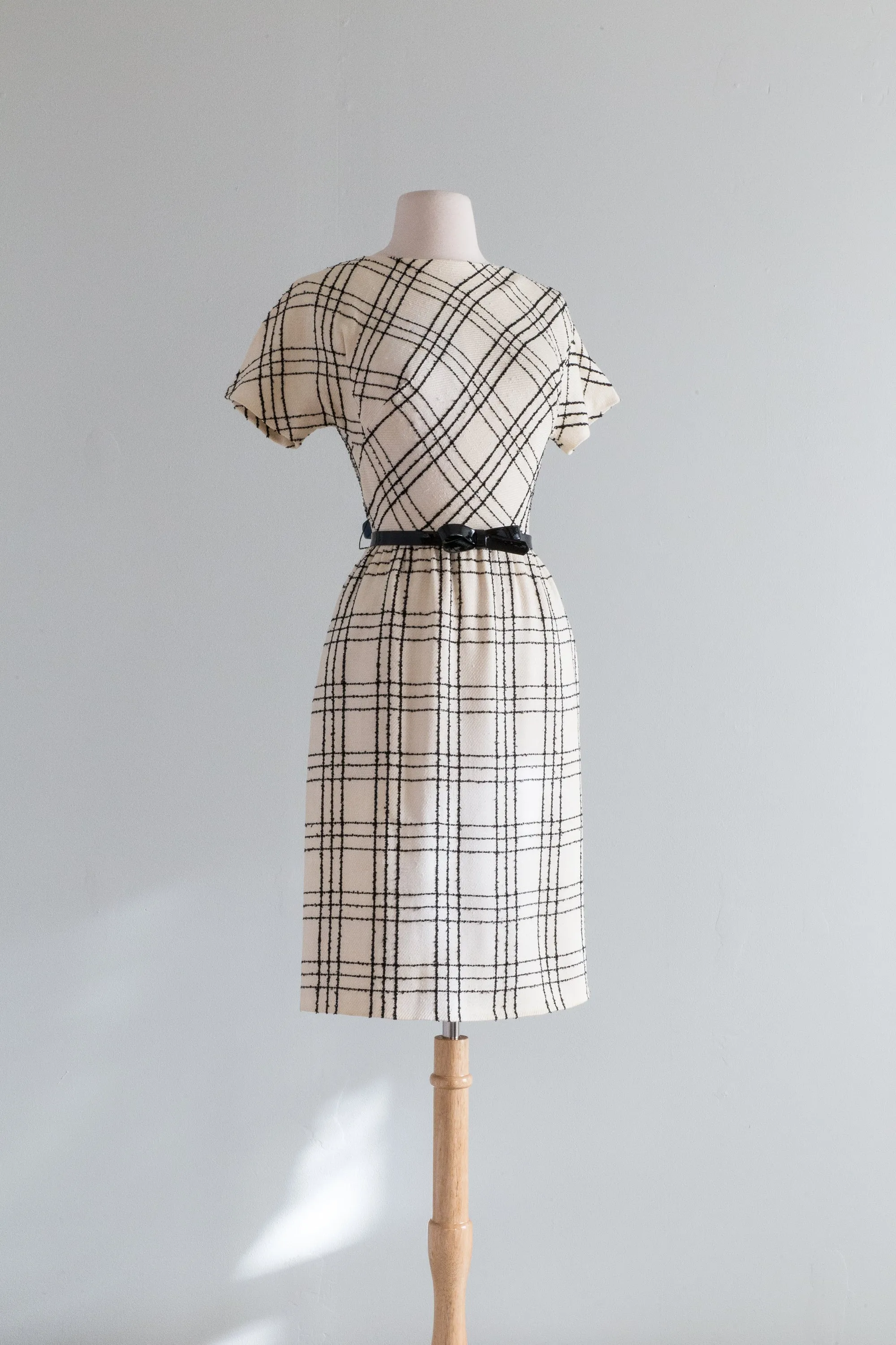 Chic 1960's Window Pane Plaid Dress With Bow Belt / Small