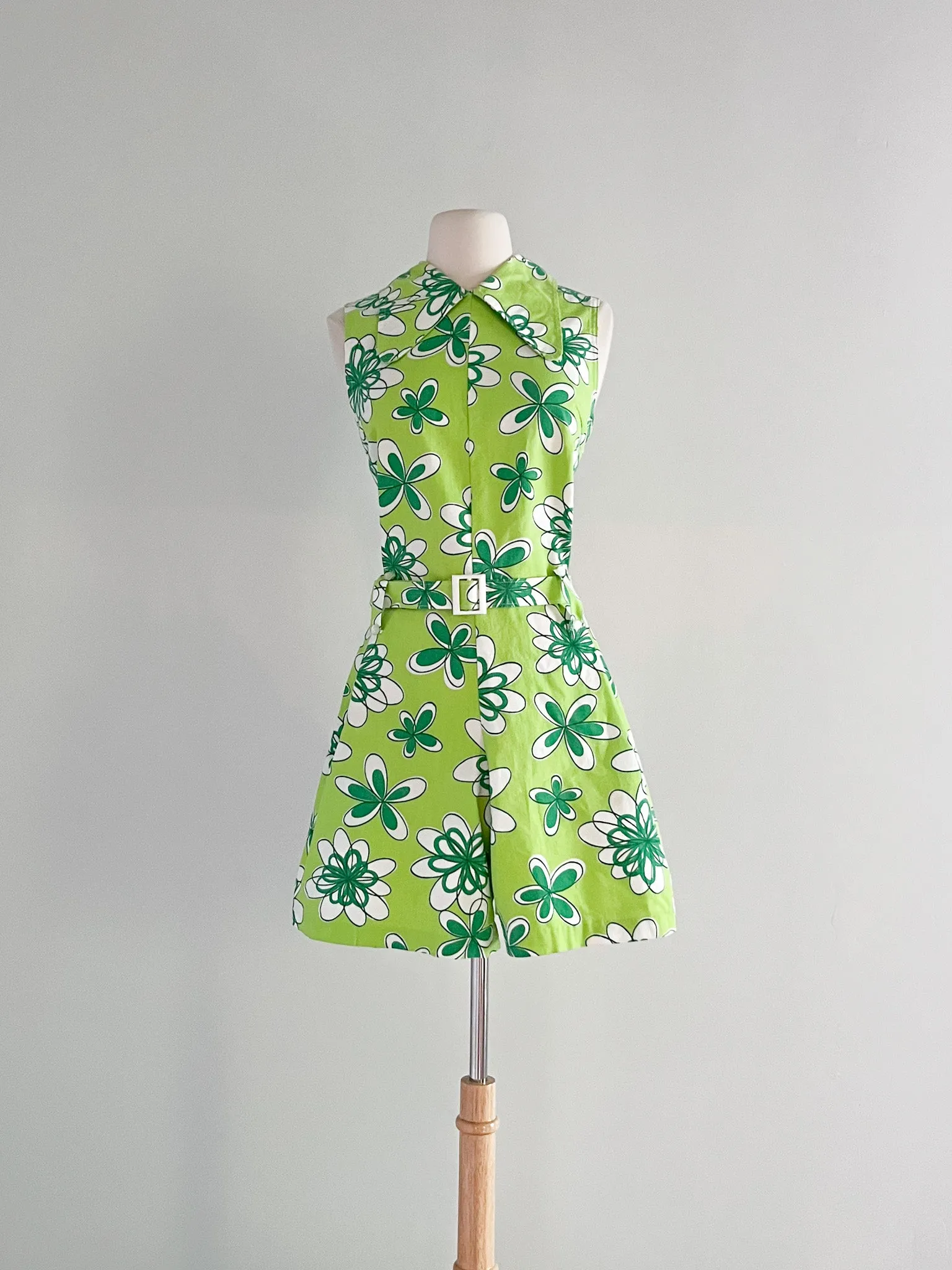 Coolest 1960's Mod Green Floral Print Romper / Sz M