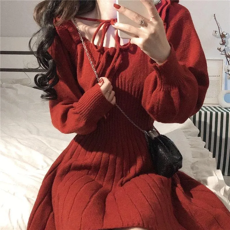 Knit Longsleeved Dress With Puff Sleeves