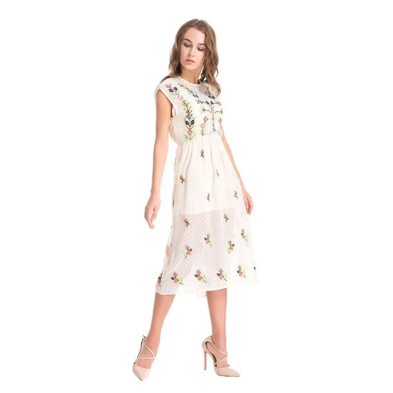 SAVANNAH SWEET FLORL EMBROIDERY DRESS