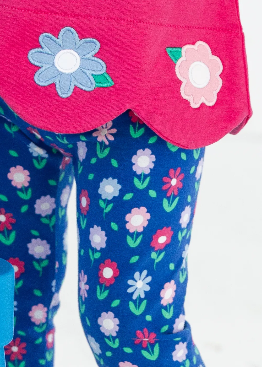 Scallop Tunic Set With Flowers