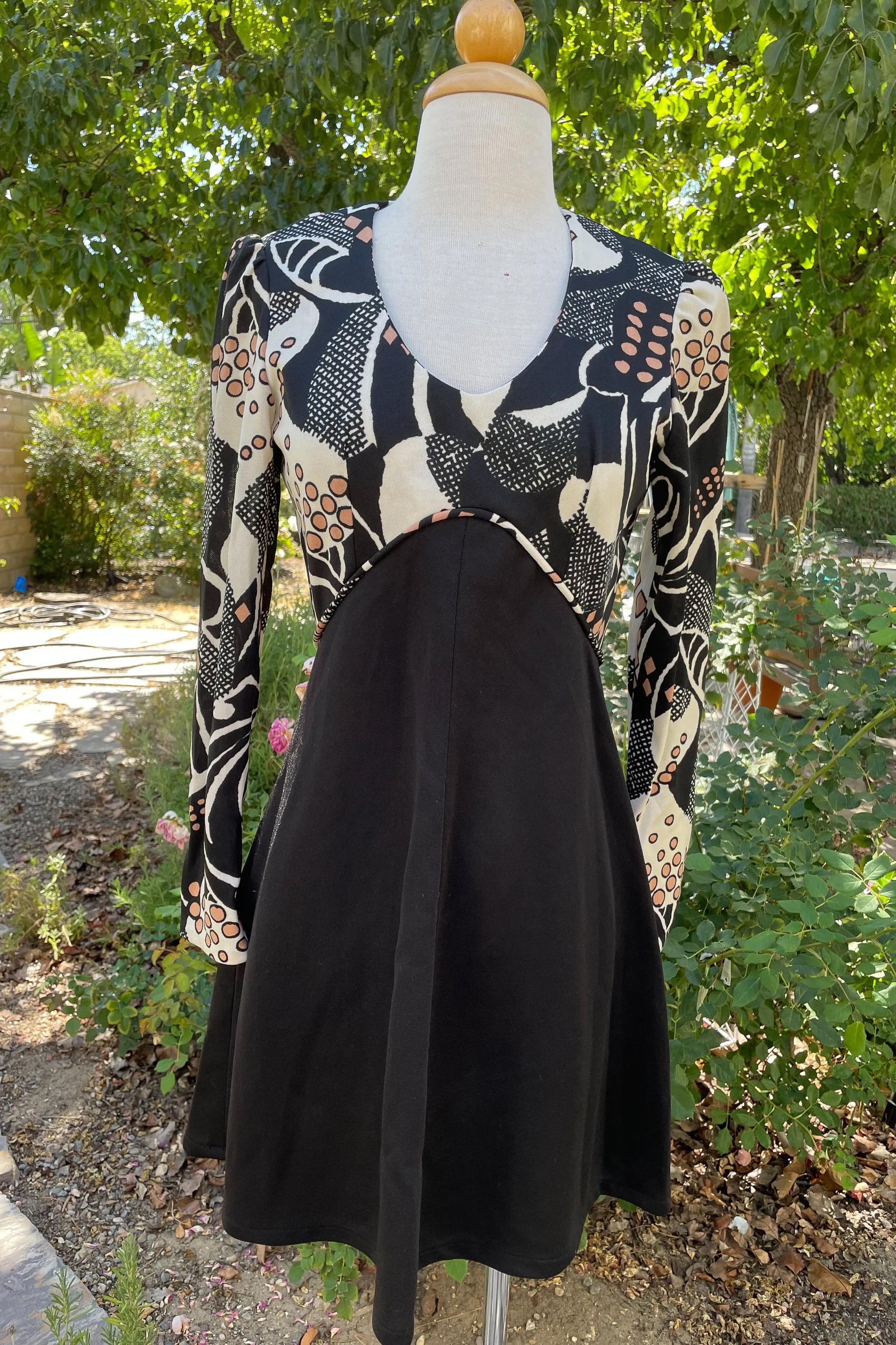 SOLD Vintage 60s Mod Mini Dress, 70s Abstract Pattern Dress S