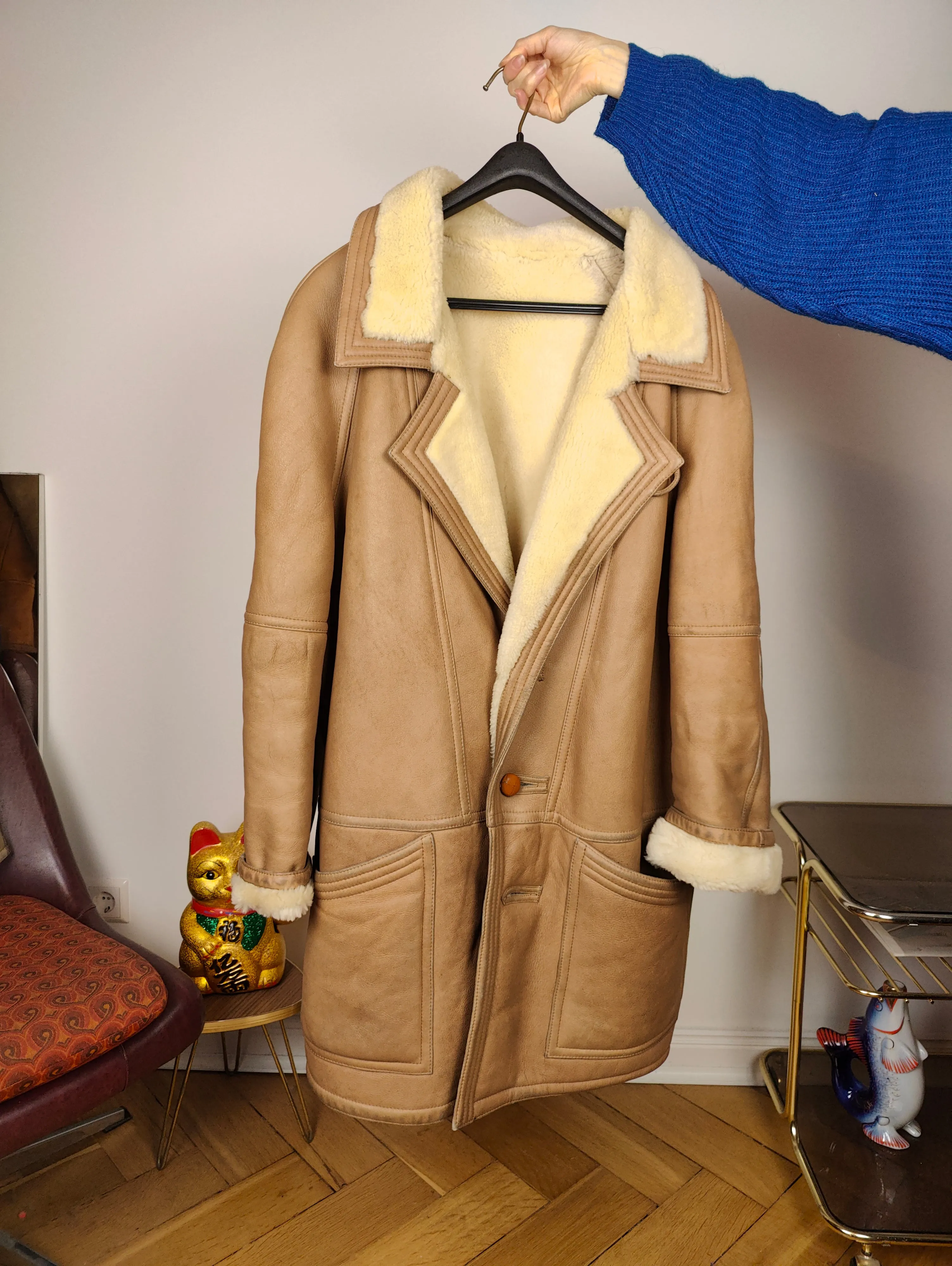 Vintage shearling coat L XL | beige brown lambskin sheepskin leather sherpa midi long jacket women unisex men